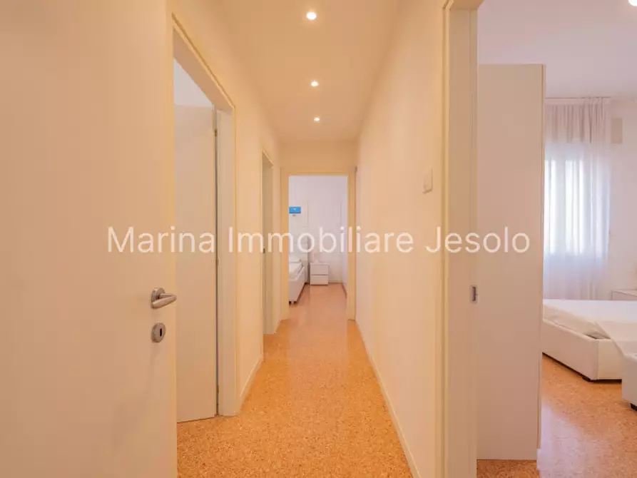 Immagine 13 di Appartamento in vendita  in Via Padova a Jesolo