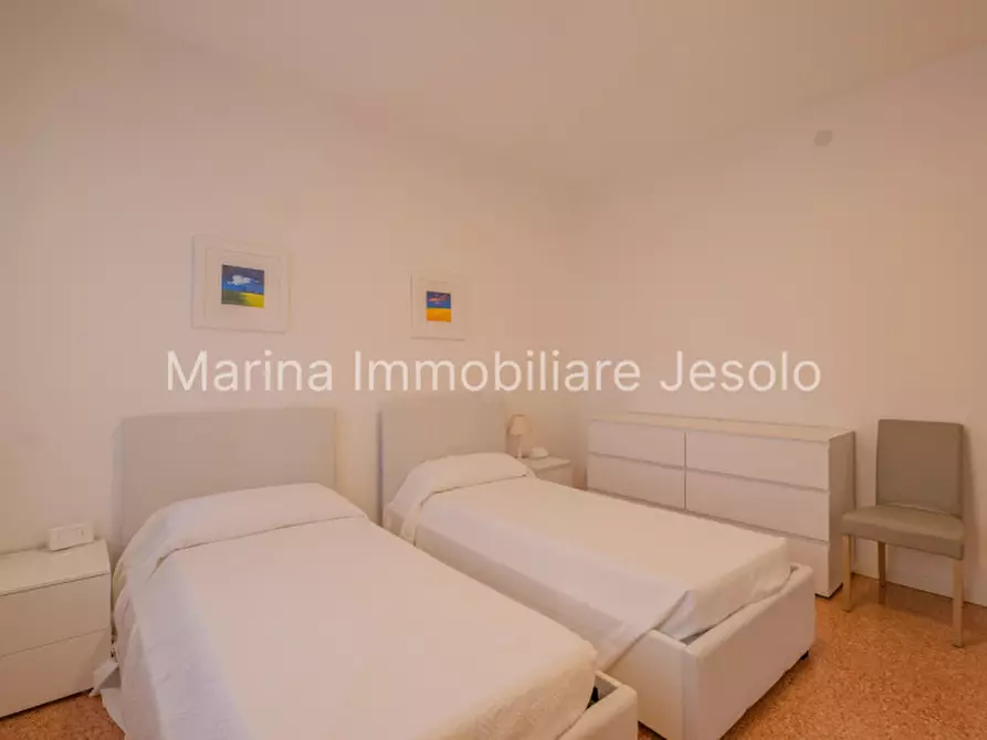 Immagine 15 di Appartamento in vendita  in Via Padova a Jesolo