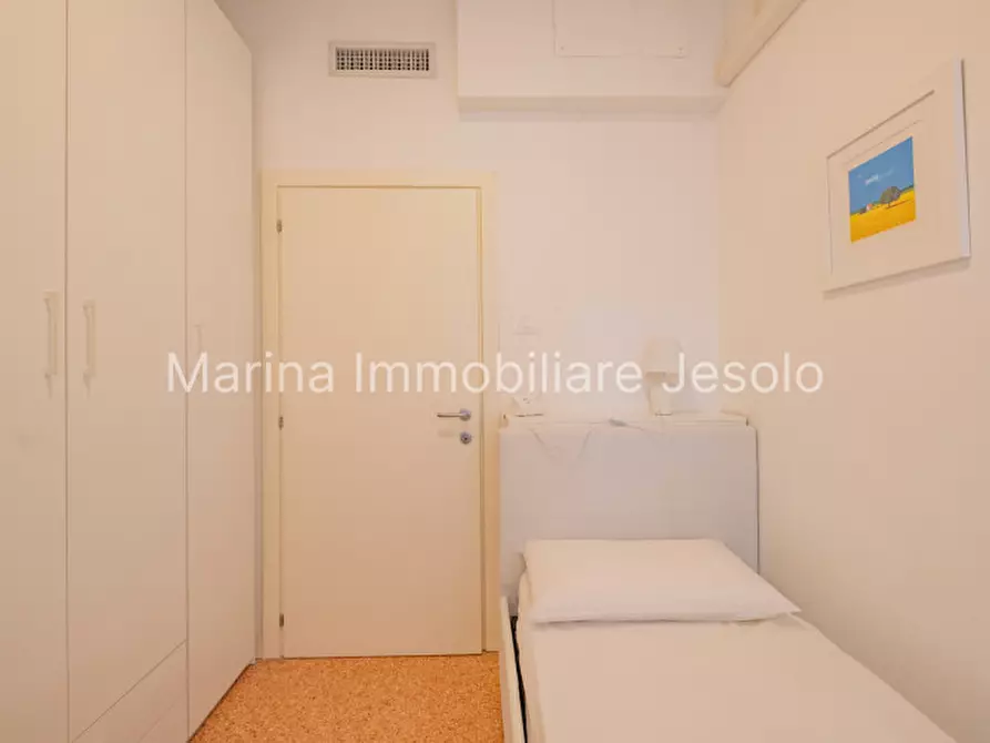Immagine 18 di Appartamento in vendita  in Via Padova a Jesolo