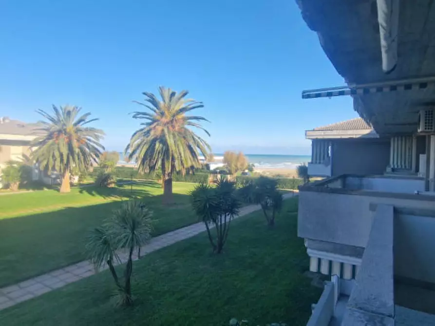 Immagine 1 di Appartamento in vendita  in Via Leonardo da Vinci a Silvi