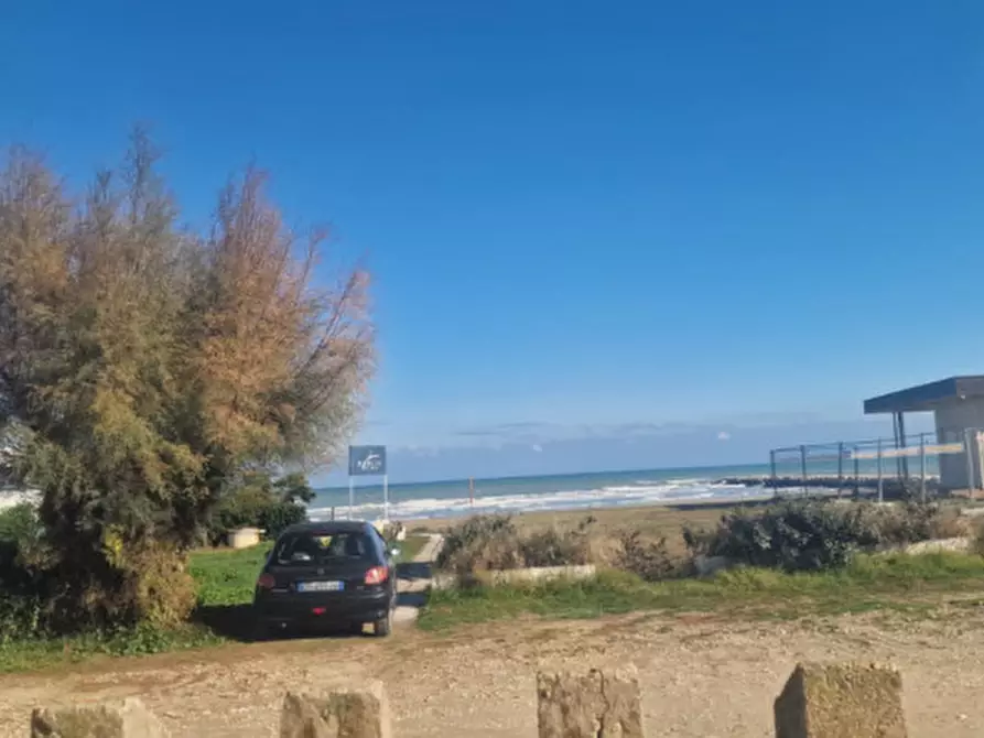 Immagine 9 di Appartamento in vendita  in Via Leonardo da Vinci a Silvi