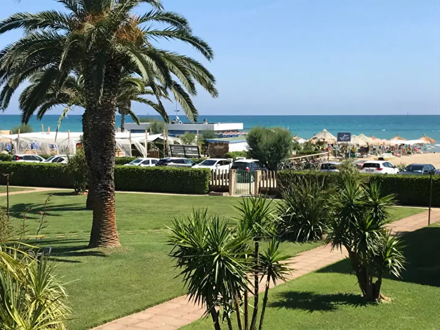 Immagine 19 di Appartamento in vendita  in Via Leonardo da Vinci a Silvi