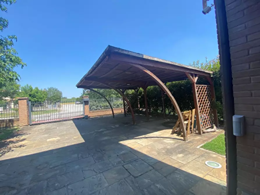 Immagine 37 di Villa in vendita  in Via Palazzazzo a Sala Bolognese