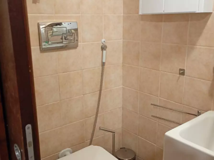 Immagine 6 di Appartamento in affitto  in vico san marcellino 3 a Napoli