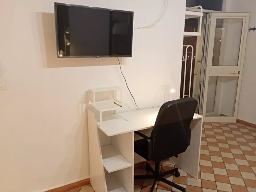 Immagine 12 di Appartamento in affitto  in vico san marcellino 3 a Napoli