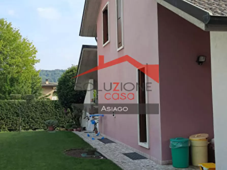 Immagine 3 di Casa bifamiliare in vendita  a Montecchio Maggiore