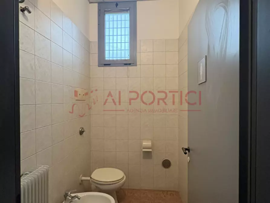 Immagine 14 di Negozio in affitto  in Via Padana a Sant'angelo Di Piove Di Sacco