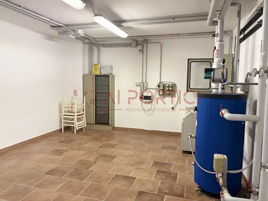 Immagine 17 di Negozio in affitto  in Via Padana a Sant'angelo Di Piove Di Sacco