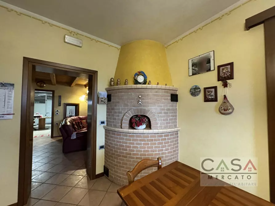 Immagine 8 di Casa bifamiliare in vendita  in Via Salvatoizza a Gaiarine