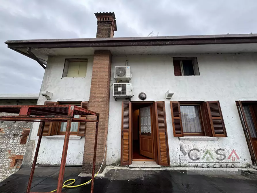 Immagine 23 di Casa bifamiliare in vendita  in Via Salvatoizza a Gaiarine