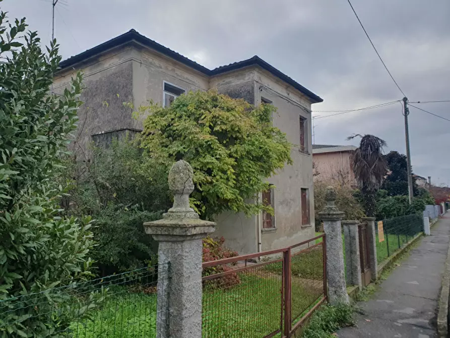 Immagine 3 di Casa indipendente in vendita  in via matteotti a Lusia