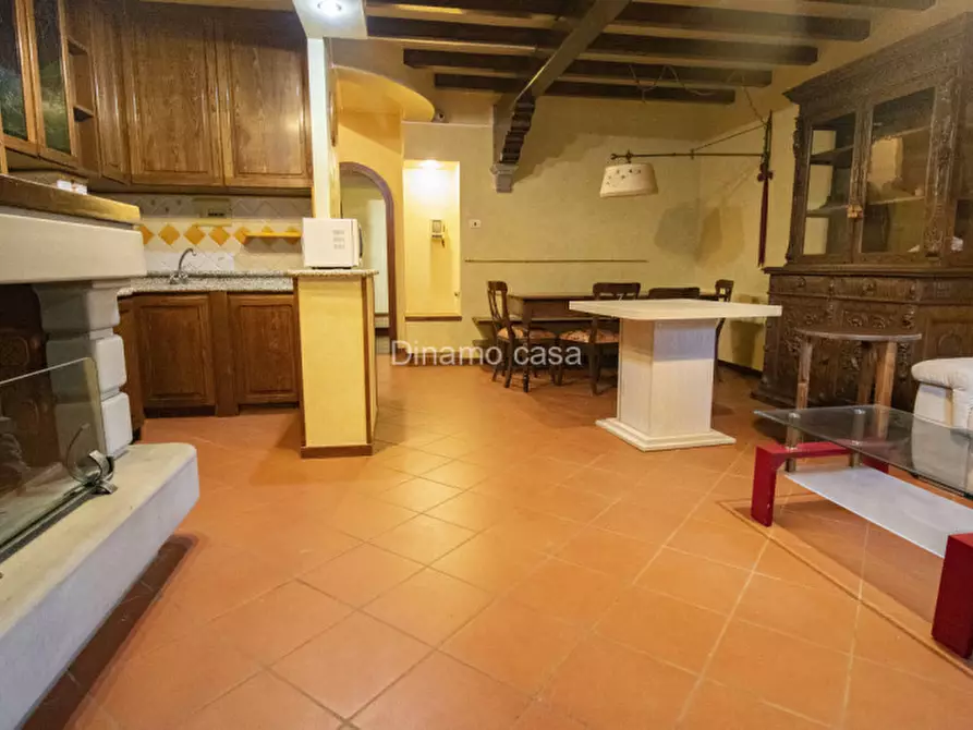 Immagine 23 di Villa in vendita  a Prato