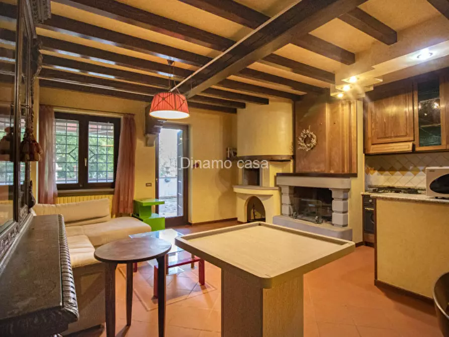 Immagine 26 di Villa in vendita  a Prato