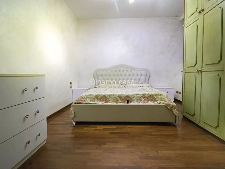 Immagine 28 di Villa in vendita  a Prato