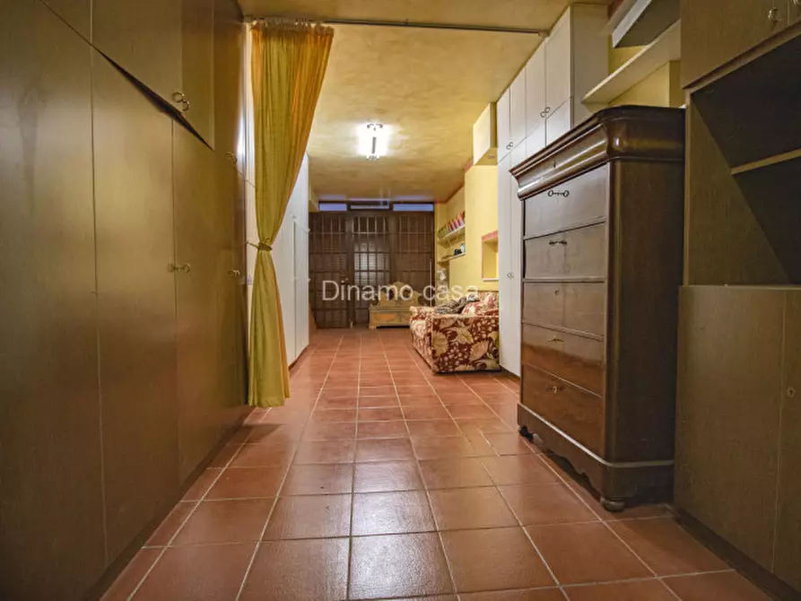 Immagine 32 di Villa in vendita  a Prato