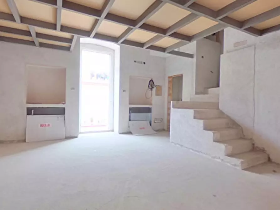 Immagine 3 di Casa indipendente in vendita  in corso perrini a Fasano