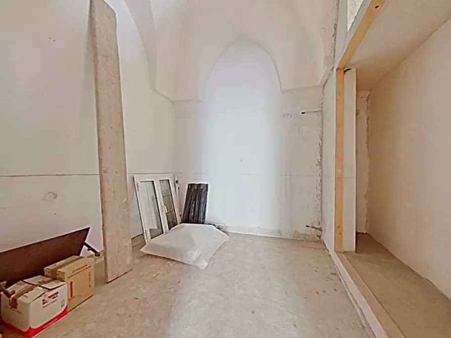 Immagine 13 di Casa indipendente in vendita  in corso perrini a Fasano
