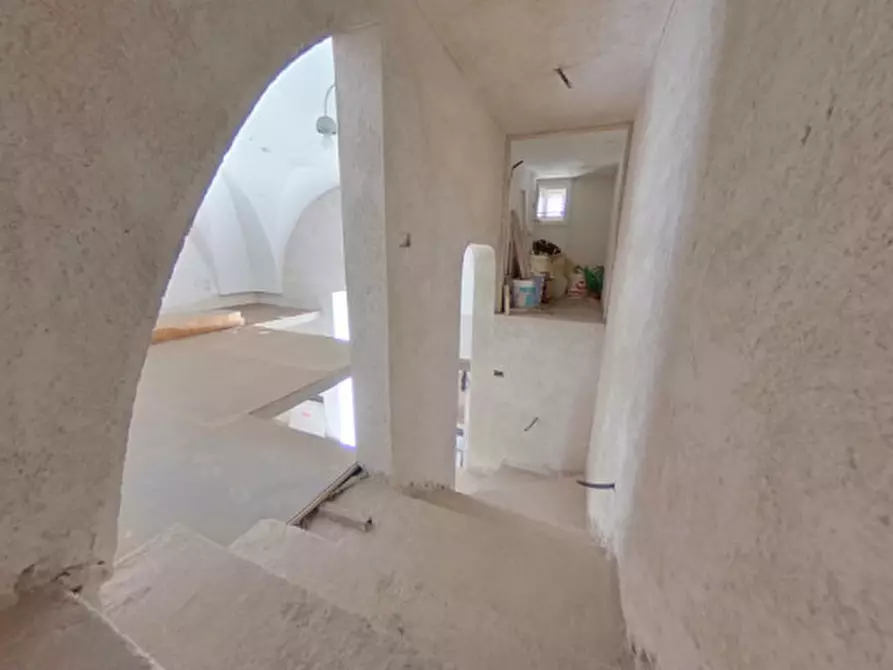 Immagine 19 di Casa indipendente in vendita  in corso perrini a Fasano