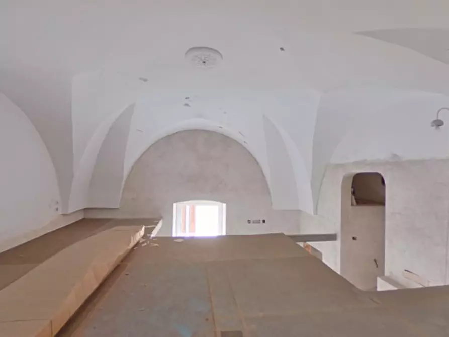 Immagine 21 di Casa indipendente in vendita  in corso perrini a Fasano