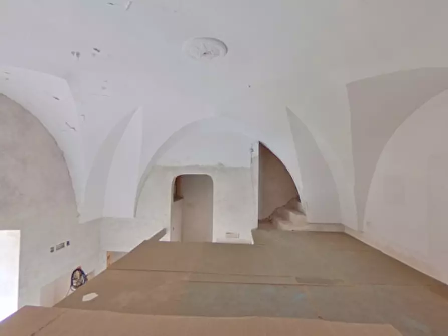 Immagine 22 di Casa indipendente in vendita  in corso perrini a Fasano