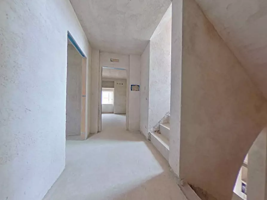 Immagine 24 di Casa indipendente in vendita  in corso perrini a Fasano