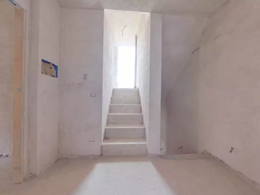 Immagine 26 di Casa indipendente in vendita  in corso perrini a Fasano