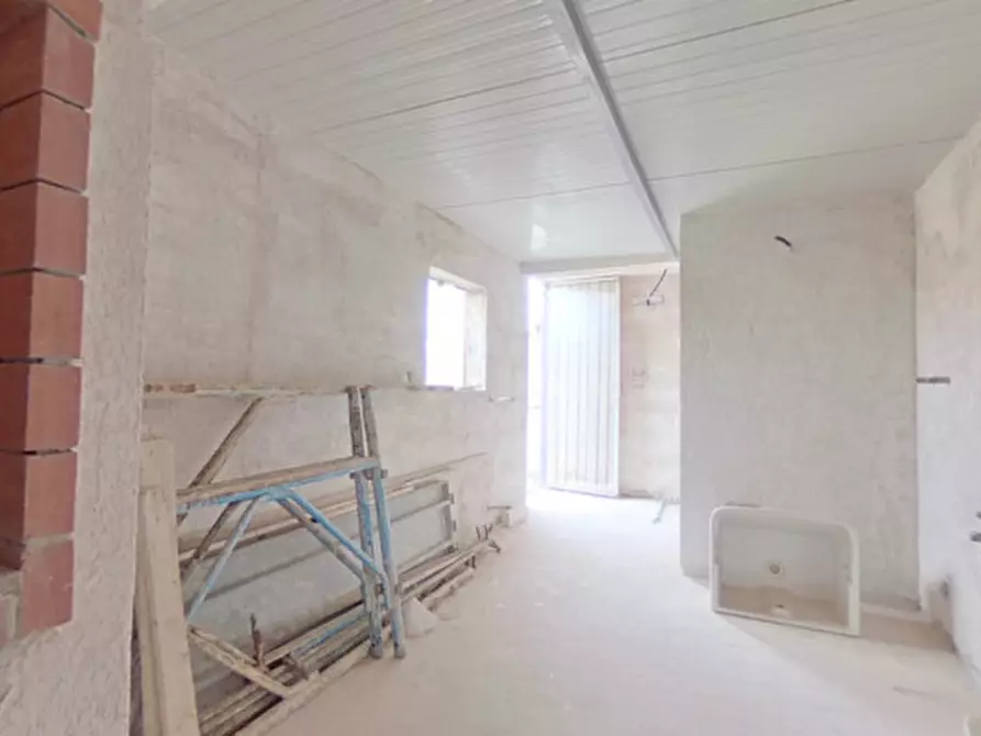 Immagine 31 di Casa indipendente in vendita  in corso perrini a Fasano