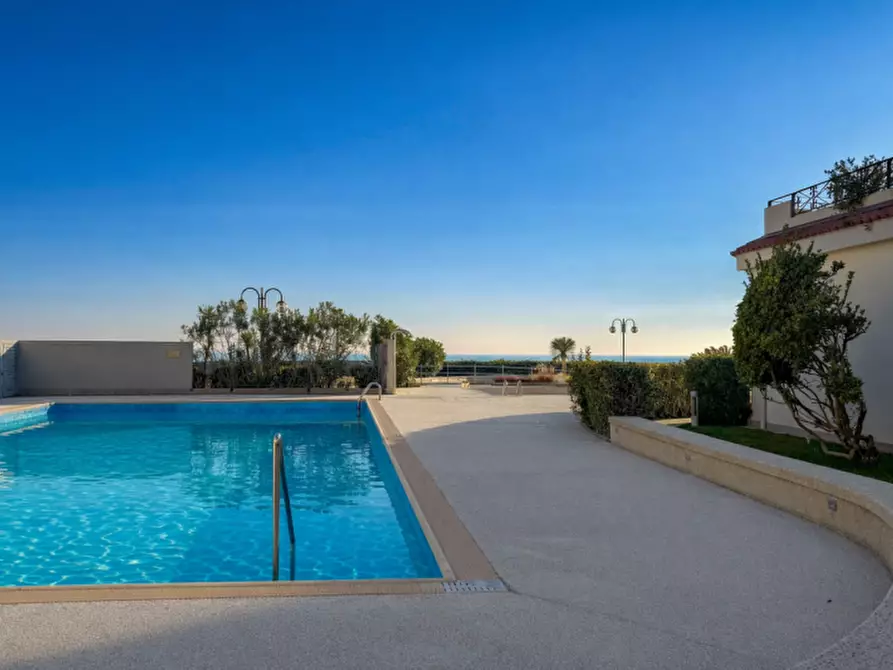 Immagine 2 di Appartamento in vendita  in Piazza Guglielmo Marconi a Jesolo