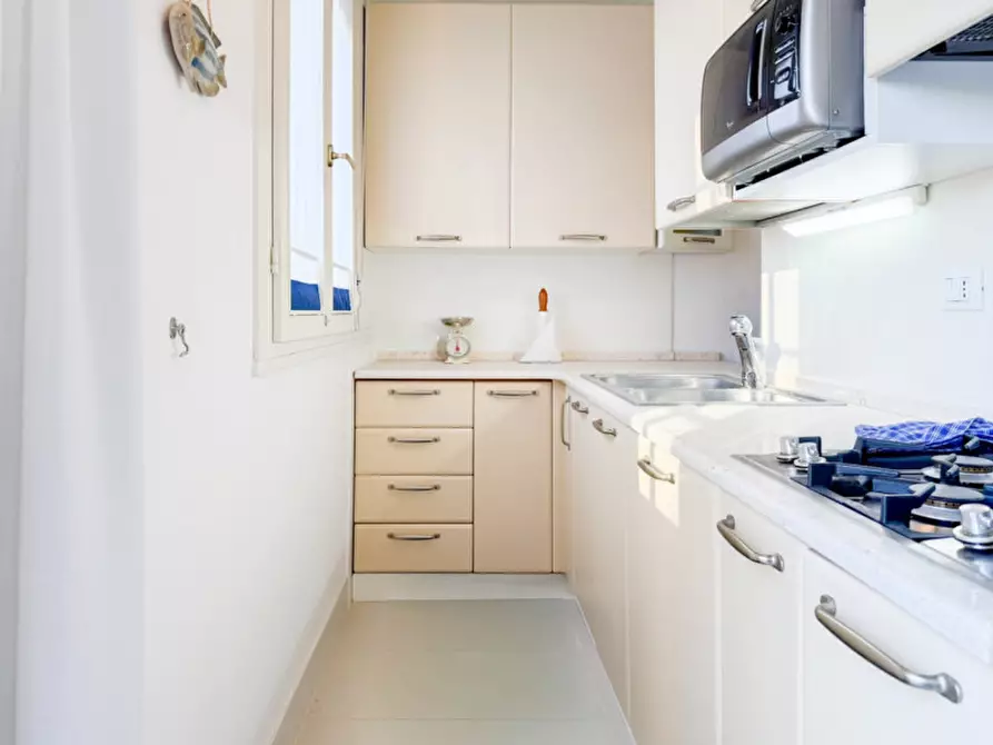 Immagine 3 di Appartamento in vendita  in Piazza Guglielmo Marconi a Jesolo