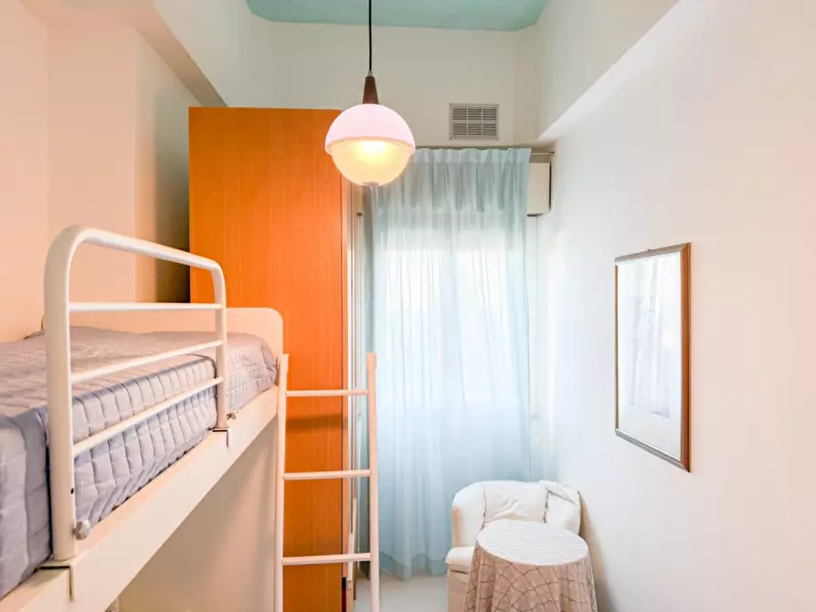 Immagine 13 di Appartamento in vendita  in Piazza Guglielmo Marconi a Jesolo