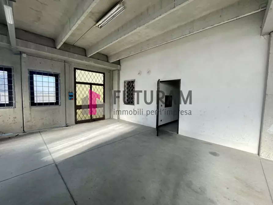 Immagine 3 di Capannone industriale in vendita  in via longhin 1 a Padova