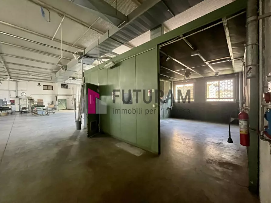 Immagine 10 di Capannone industriale in vendita  in via longhin 1 a Padova