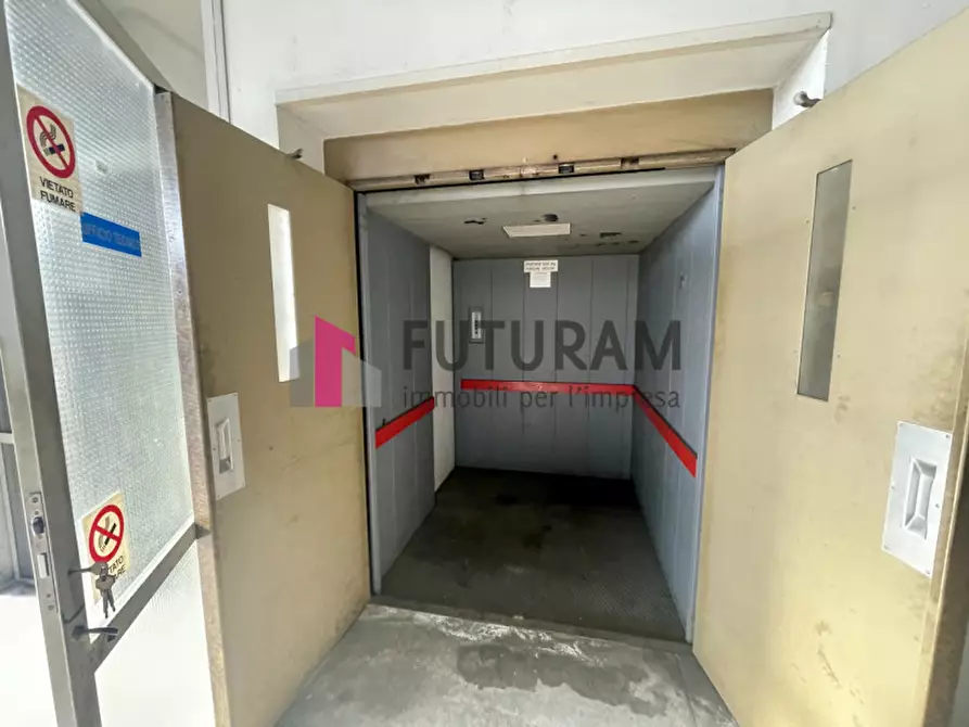 Immagine 11 di Capannone industriale in vendita  in via longhin 1 a Padova