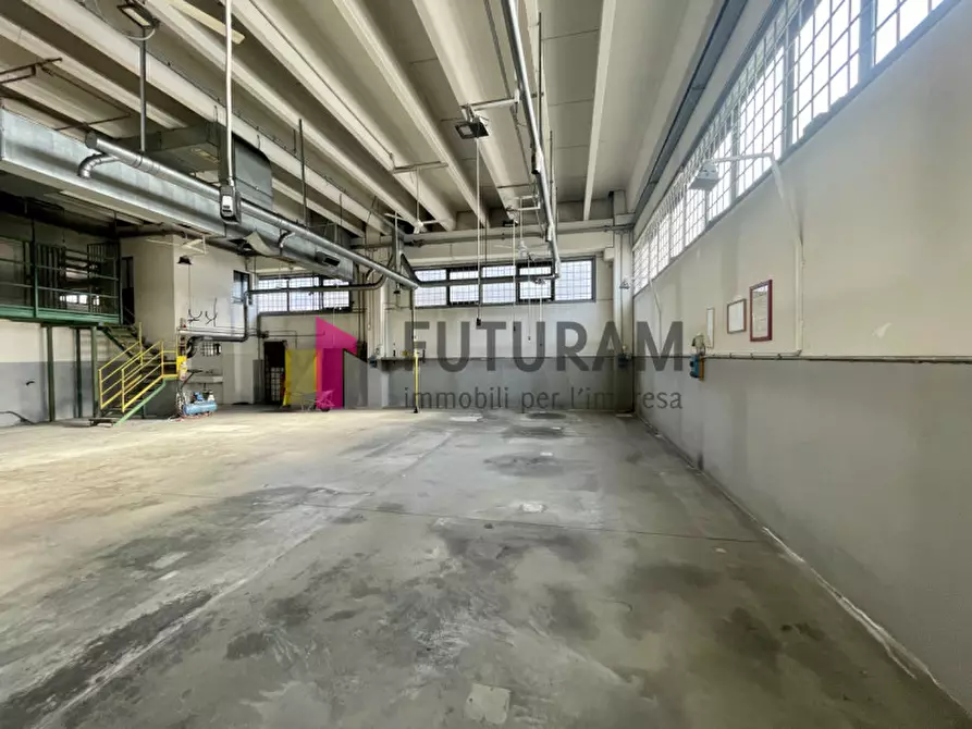 Immagine 13 di Capannone industriale in vendita  in via longhin 1 a Padova
