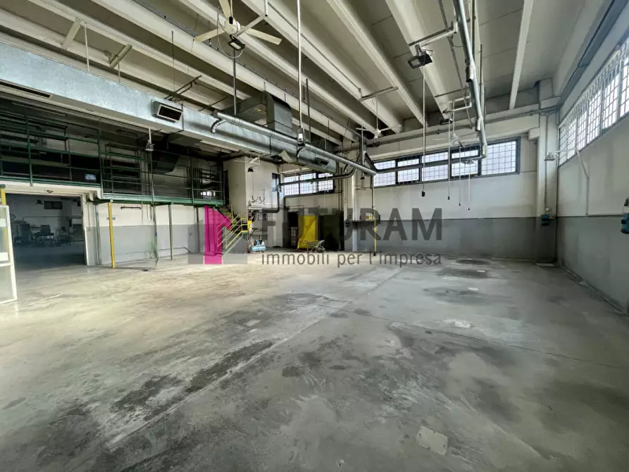 Immagine 14 di Capannone industriale in vendita  in via longhin 1 a Padova