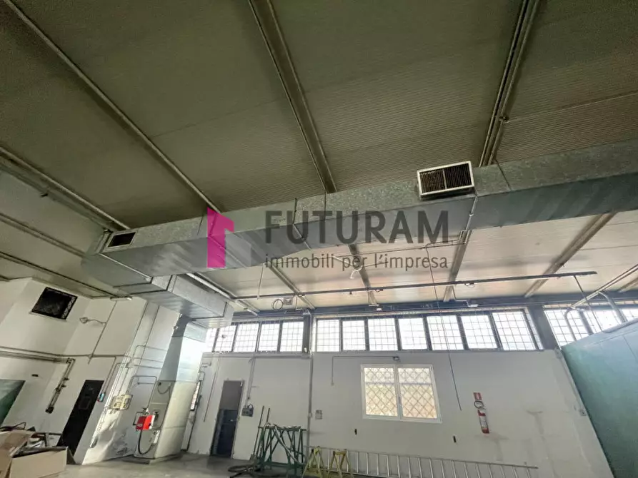 Immagine 16 di Capannone industriale in vendita  in via longhin 1 a Padova