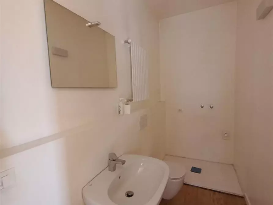 Immagine 16 di Casa indipendente in vendita  in VIA PARINI a Schio