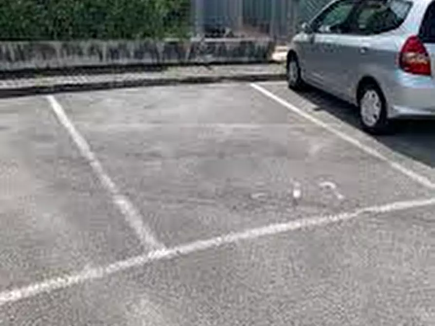 Immagine 7 di Posto auto in affitto  in Via Zamenhof a Vicenza