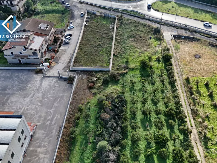 Immagine 7 di Terreno in vendita  in C.da Santuzza snc a Palagonia