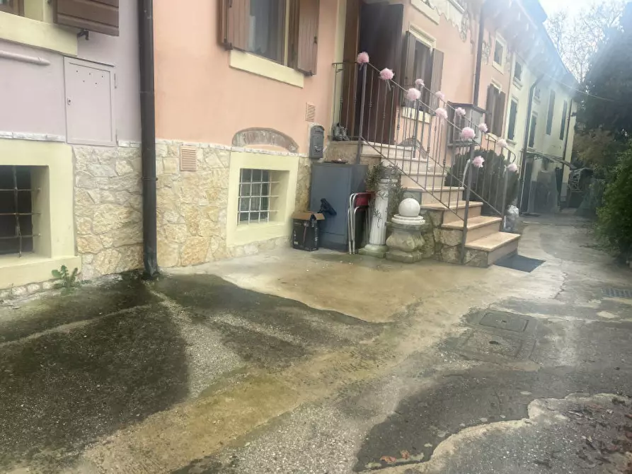Immagine 13 di Villetta a schiera in vendita  in via segorte a Verona