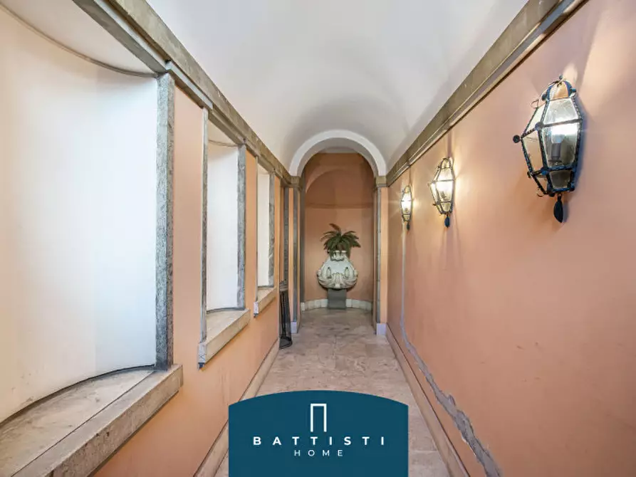 Immagine 32 di Appartamento in vendita  in Via dei Coronari a Roma