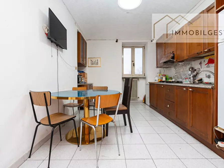 Immagine 2 di Appartamento in vendita  in Corso Novara 8 a Torino