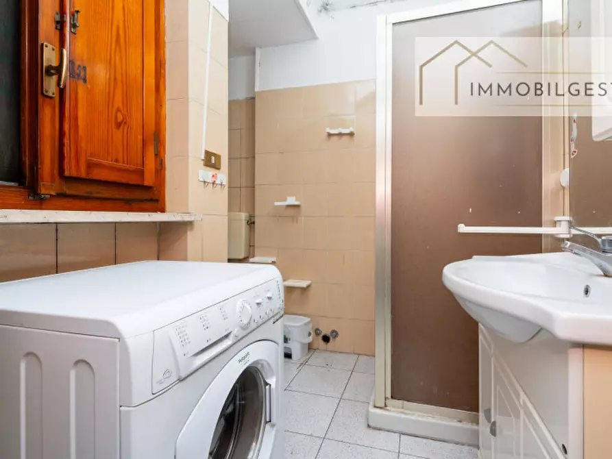 Immagine 13 di Appartamento in vendita  in Corso Novara 8 a Torino