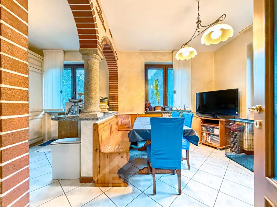 Immagine 4 di Villa in vendita  in Via per Doccio, 10 a Varallo