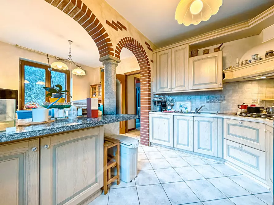 Immagine 7 di Villa in vendita  in Via per Doccio, 10 a Varallo