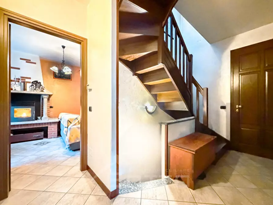 Immagine 8 di Villa in vendita  in Via per Doccio, 10 a Varallo