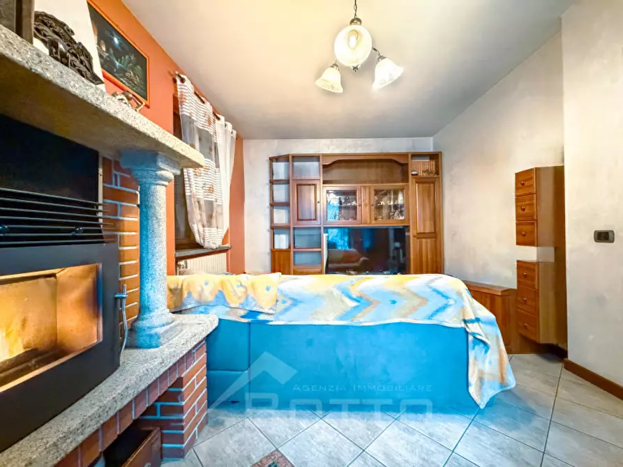 Immagine 10 di Villa in vendita  in Via per Doccio, 10 a Varallo