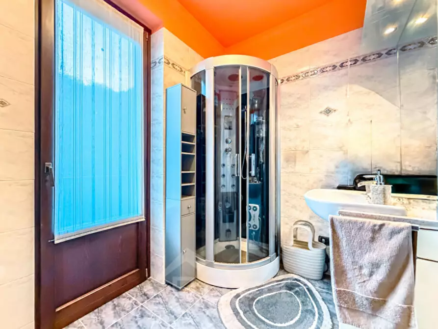 Immagine 12 di Villa in vendita  in Via per Doccio, 10 a Varallo