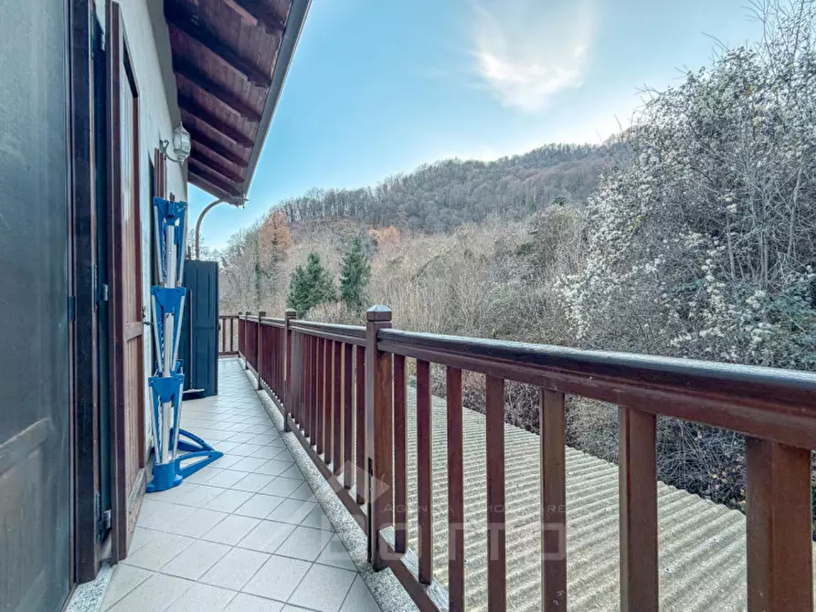 Immagine 15 di Villa in vendita  in Via per Doccio, 10 a Varallo