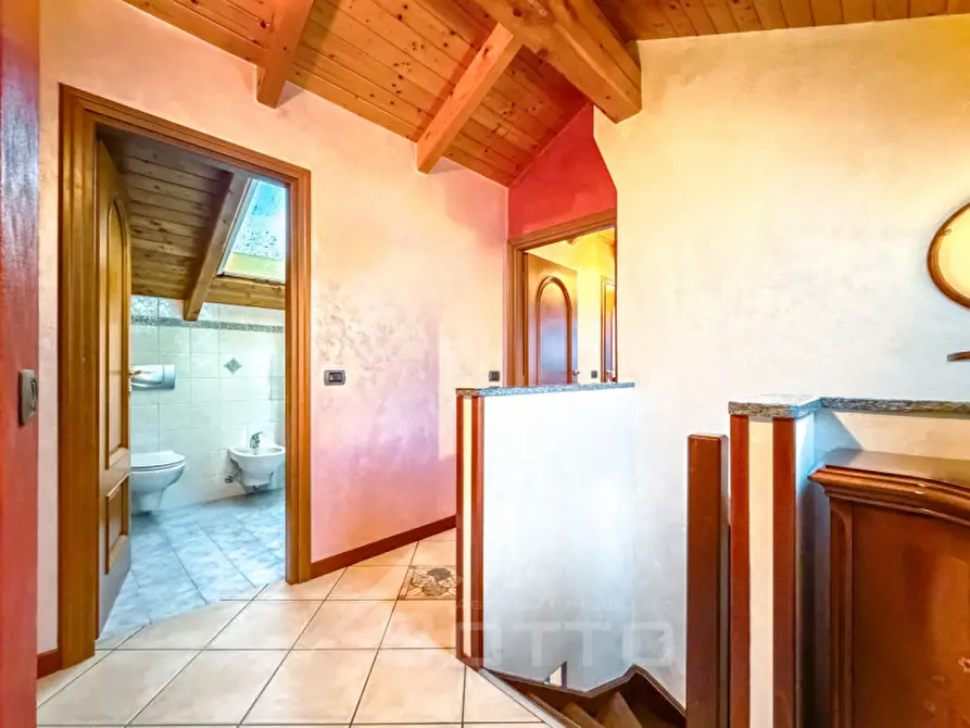 Immagine 19 di Villa in vendita  in Via per Doccio, 10 a Varallo